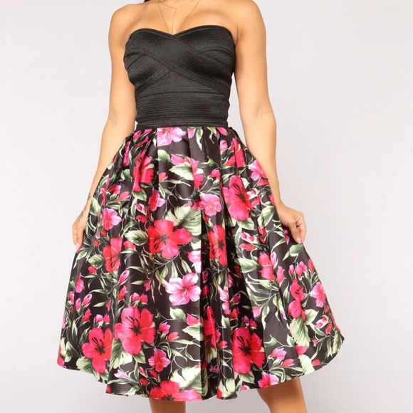 Bandage top floral dress - Picture 1 of 6